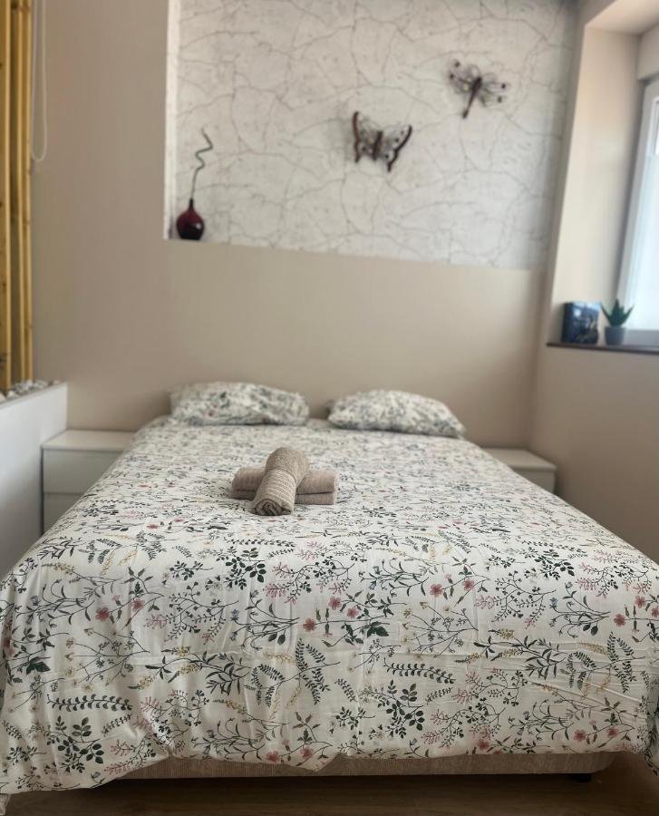 room AdriVA Apartamento-Loft Imperial centro WIFI